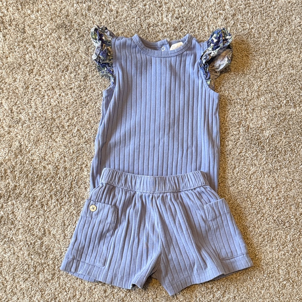 5/$25: Kate Quinn Matching Set